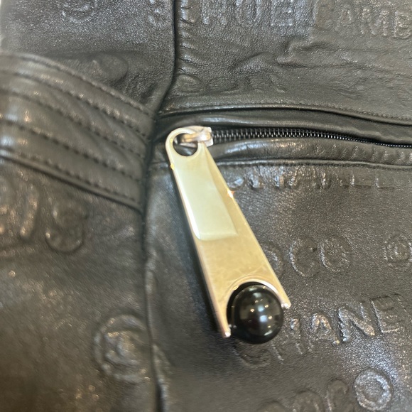 Chanel Cambodian 31 Rue Embossed Black Leather Bag - Picture 3 of 4